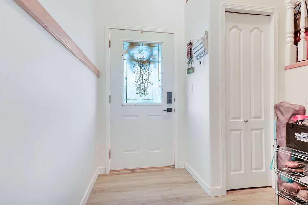 Picture for 66 Durand Crescent 