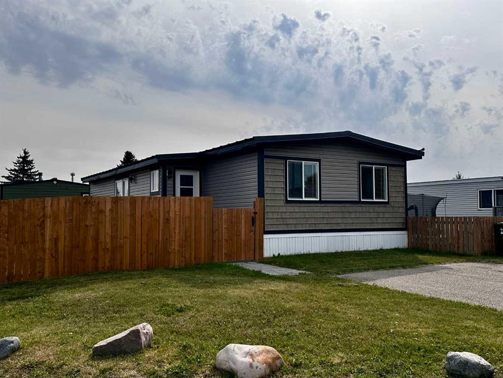 Picture for 200, 5344 76 Street 