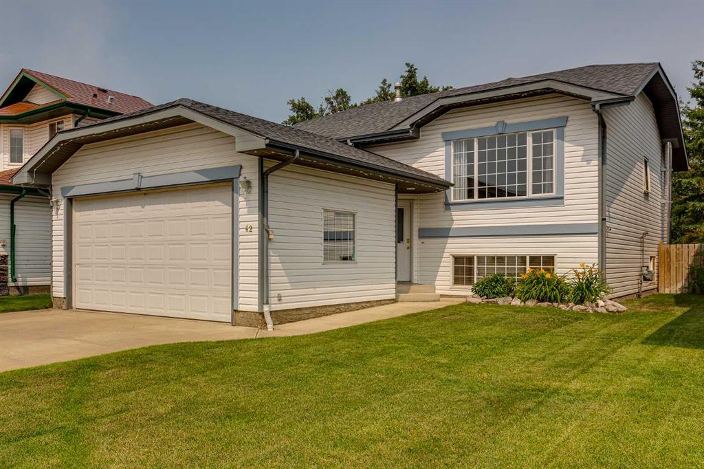 Picture for 42 Westglen Boulevard 