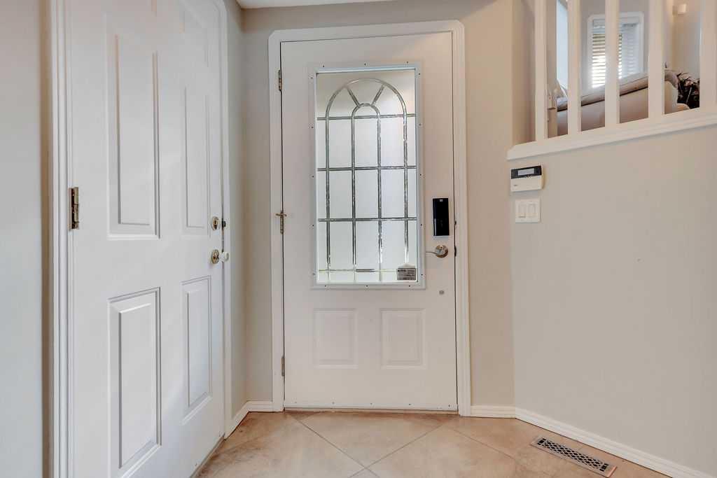Picture for 68 Asmundsen Avenue 