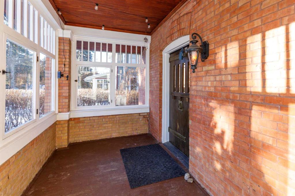 Picture for 4736 56 Street 