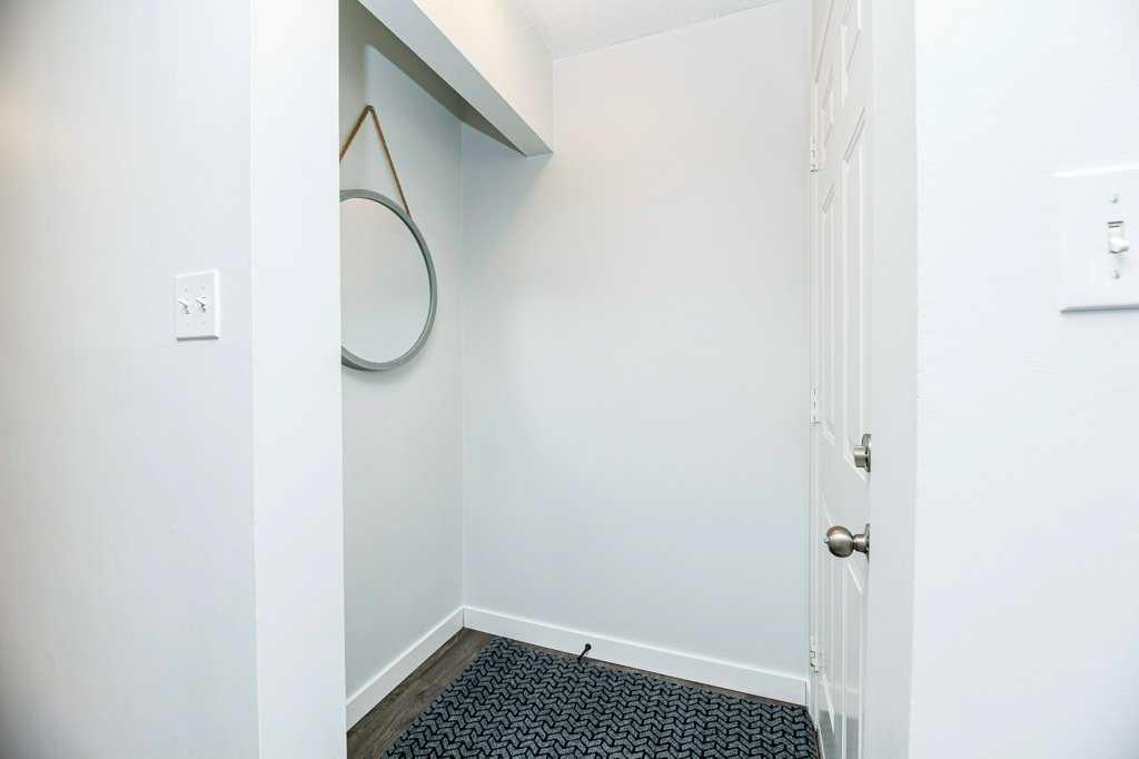 Picture for 16, 7 Stanton Street 