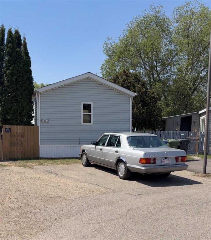 Picture for 40, 5344 76 Street 