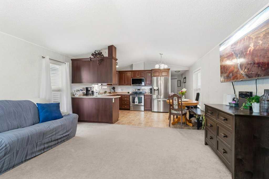 Picture for 6 Baywood Place 