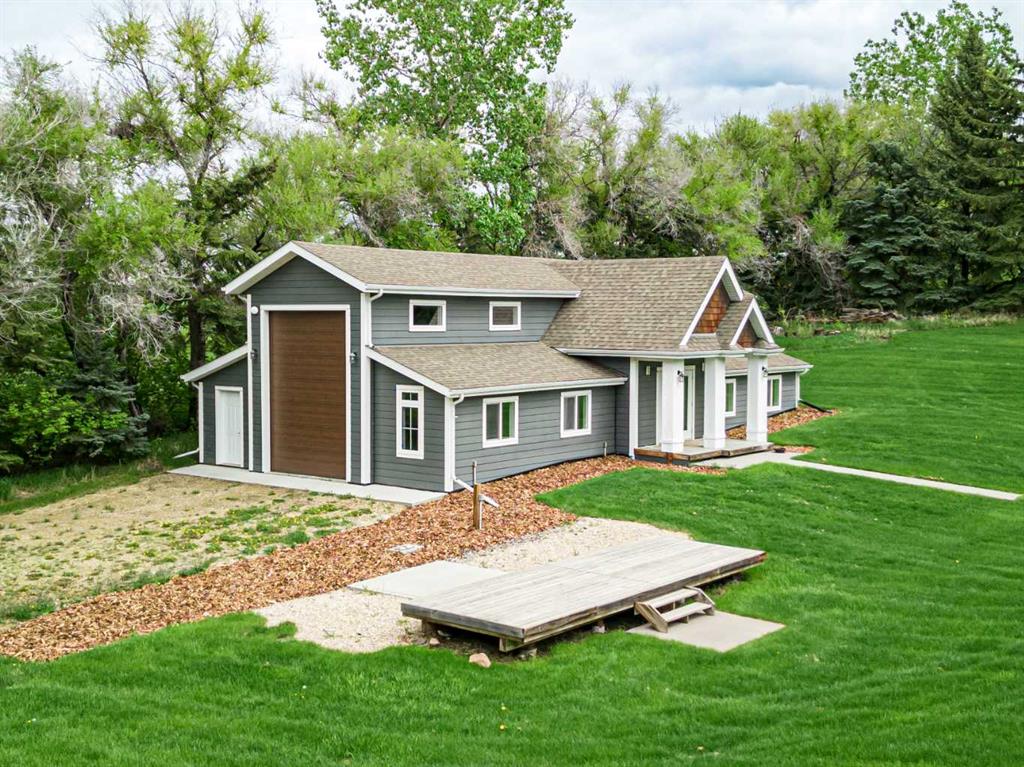 Picture for 14, 38349 Range Road 270  