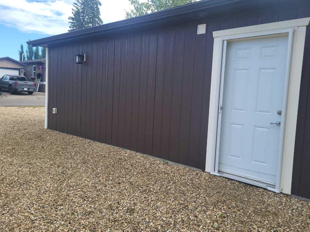 Picture for 48B, 10032 Township Road 422  