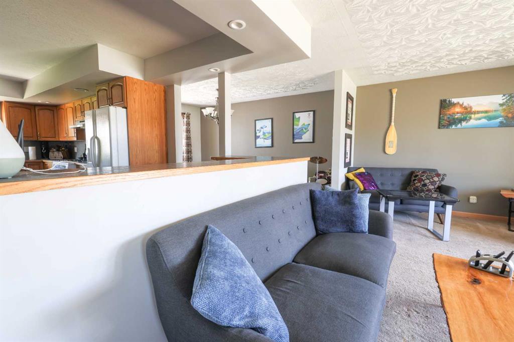 Picture for 5739 55 Street 