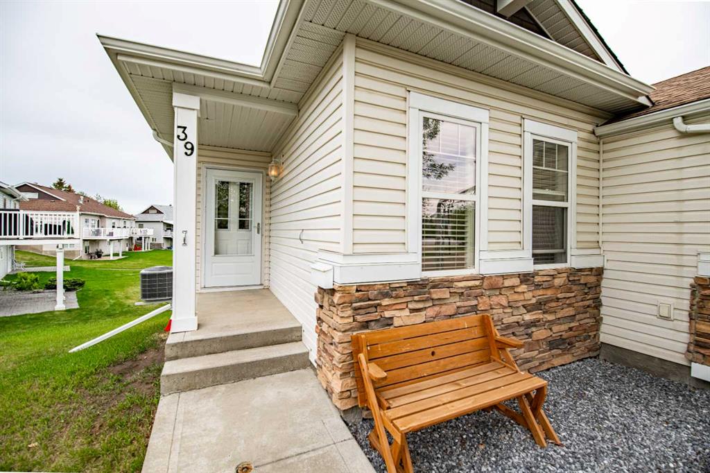 Picture for 39 Jenkins Drive 