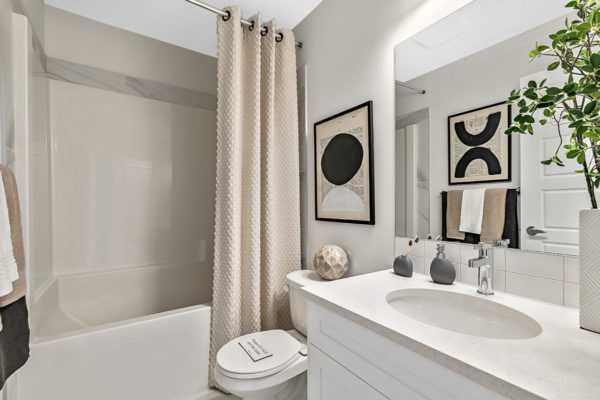 Picture for 1324 Alpine Avenue SW