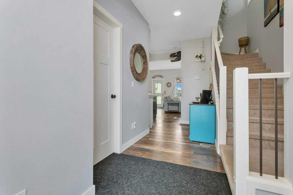 Picture for 14 Mckay Boulevard 