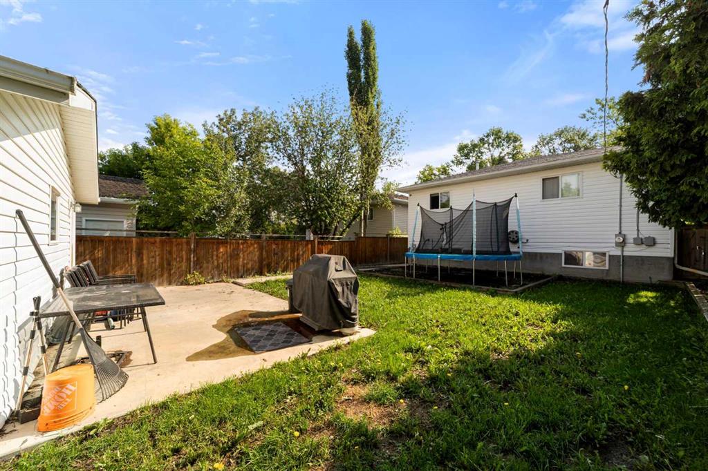 Picture for 5224 43 Street 