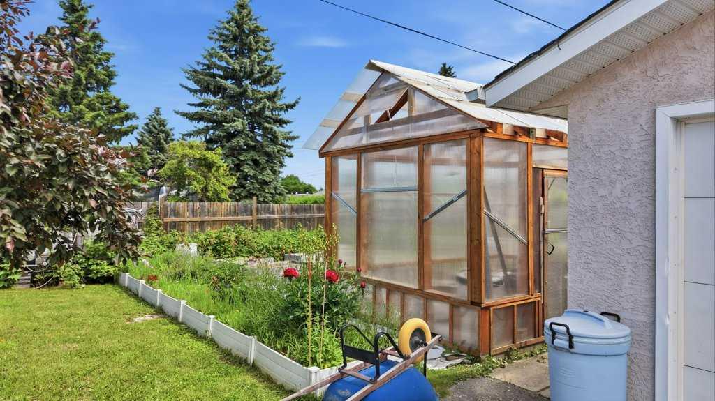 Picture for 5709 56 Avenue 