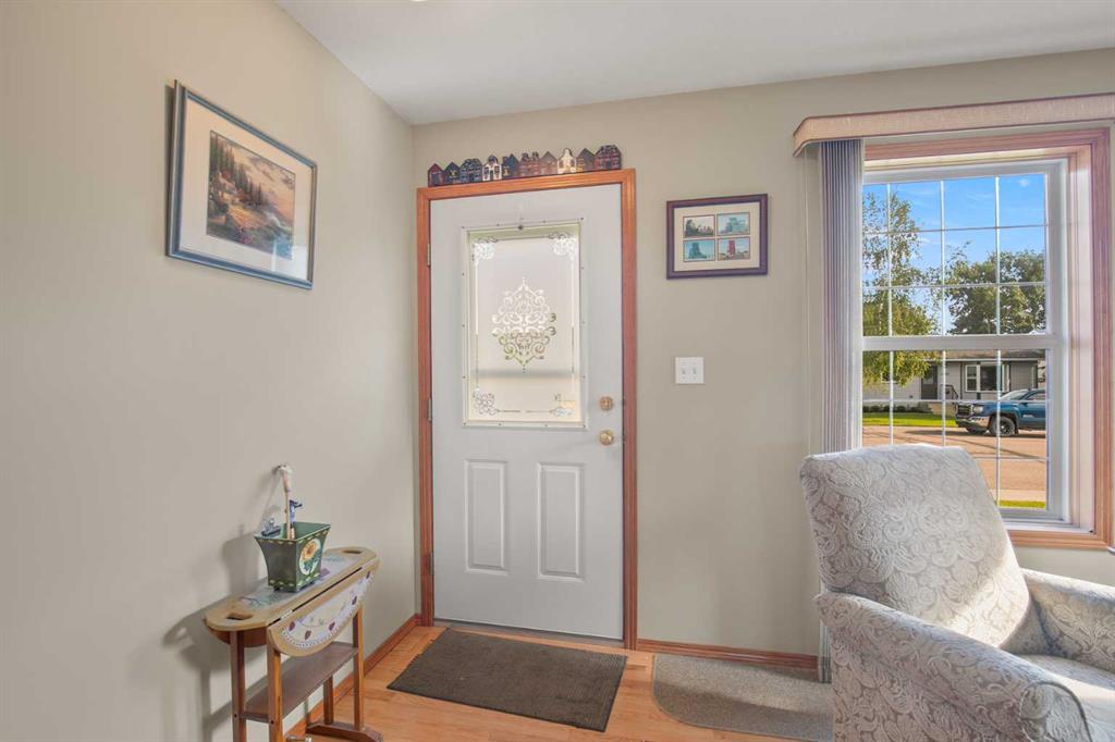 Picture for 4715 55 Avenue 