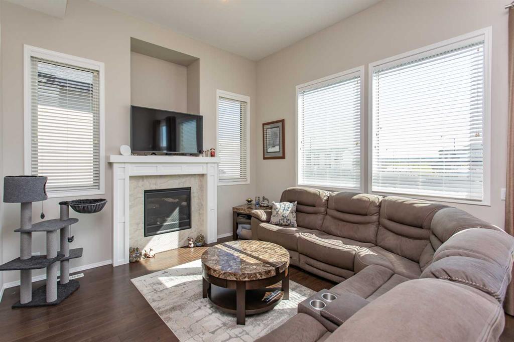 Picture for 601, 339 Viscount Drive 