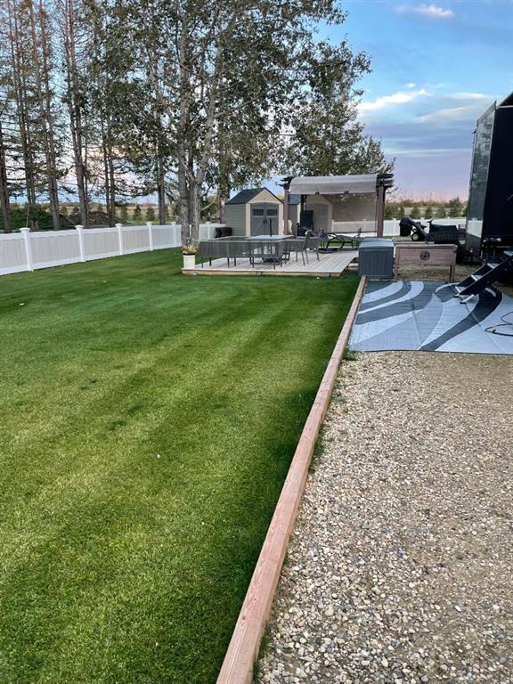 Picture for 128, 41310 Range Road 282  