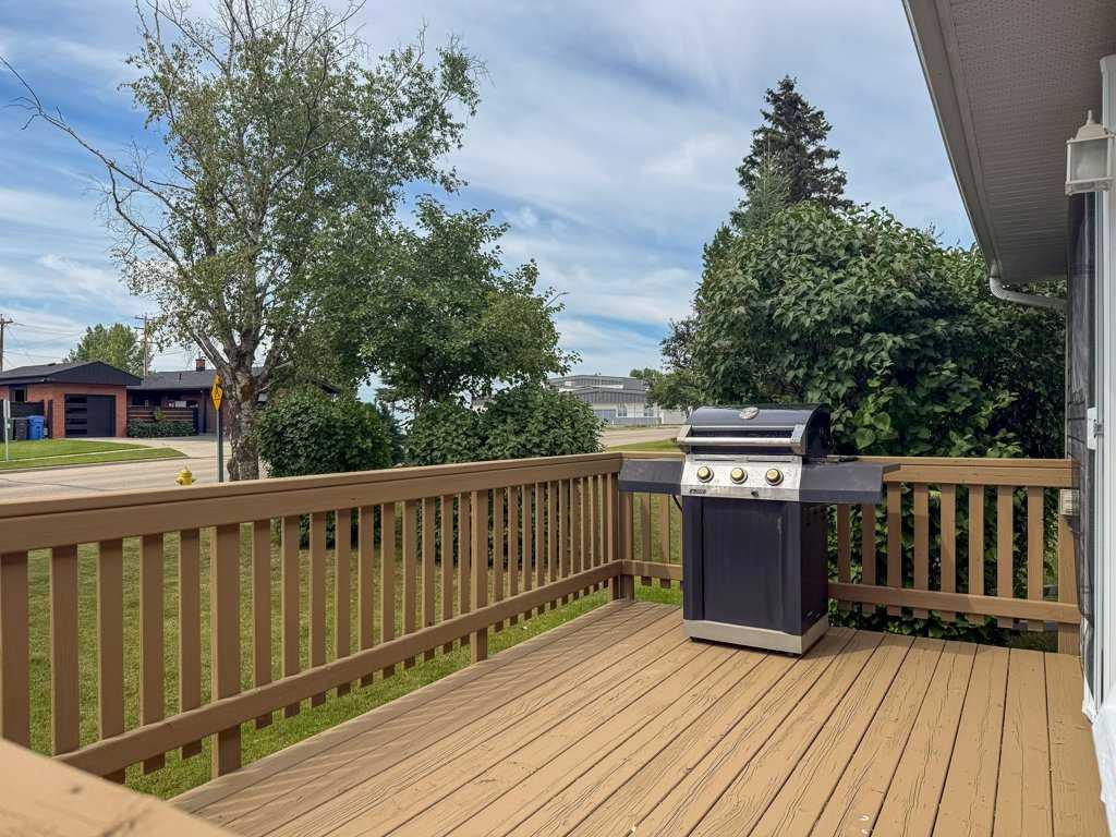 Picture for 5323 54 Street 