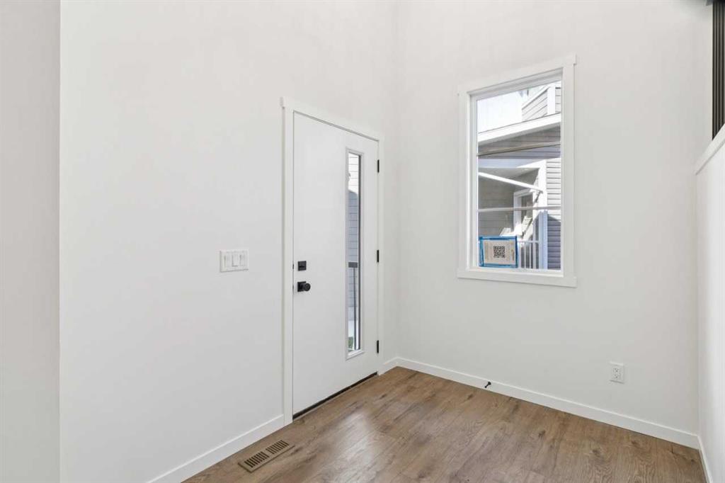 Picture for 126 Walgrove Bay SE