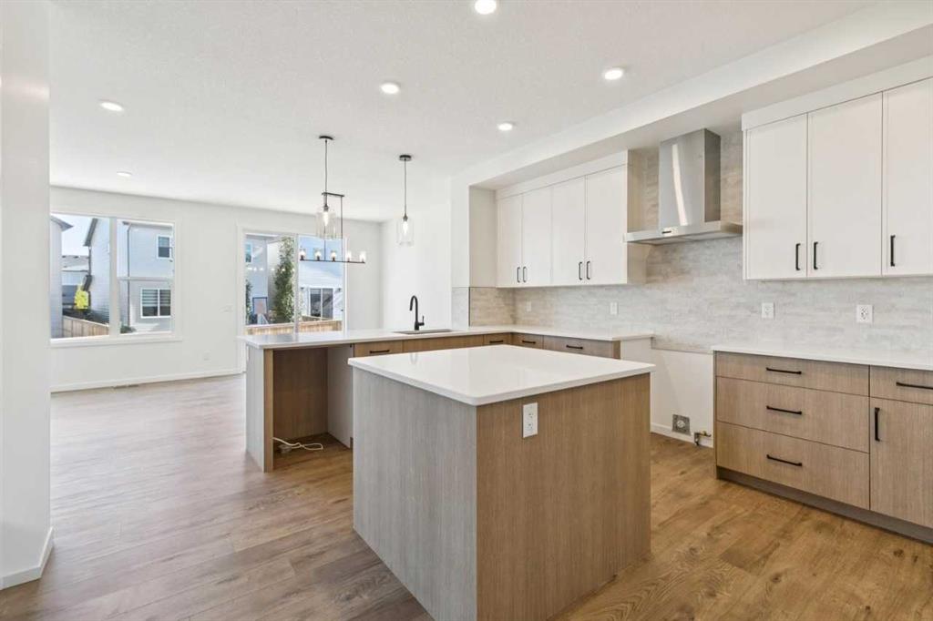 Picture for 126 Walgrove Bay SE