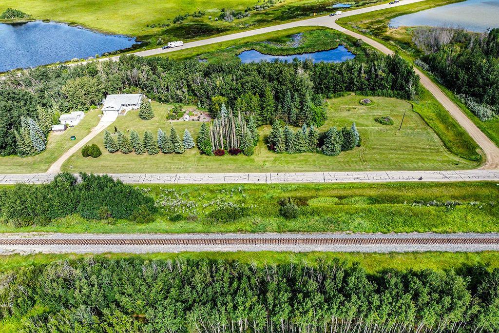 Picture for 22148 Twp rd 464A  