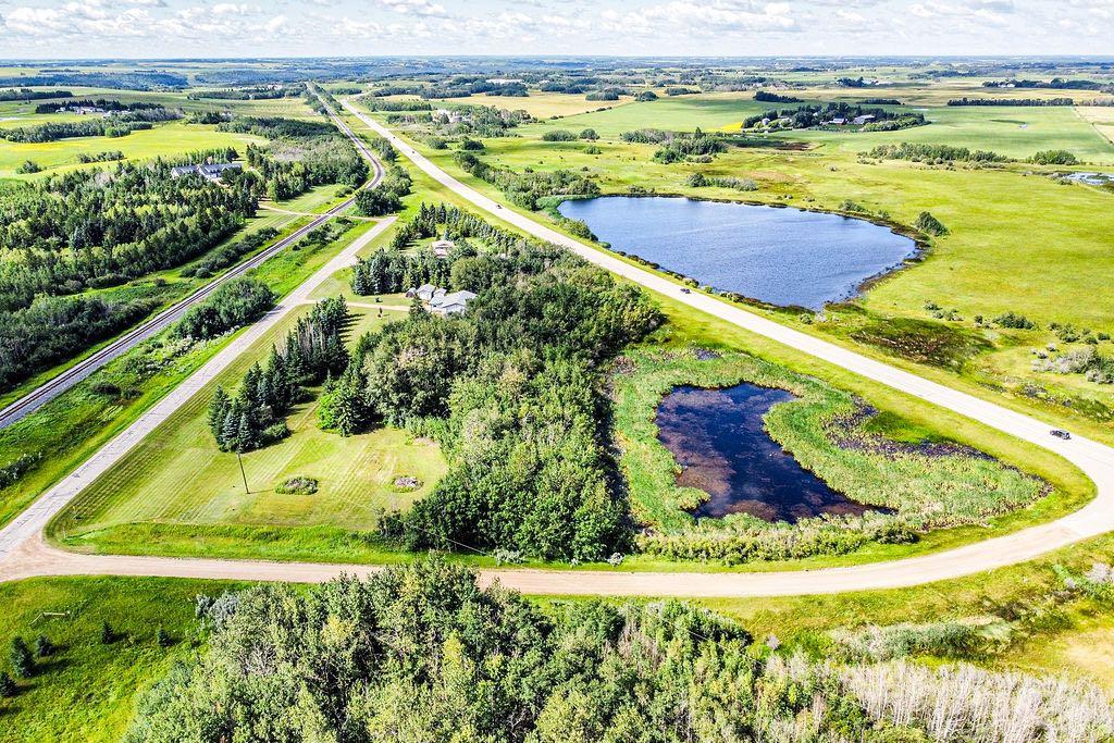 Picture for 22148 Twp rd 464A  