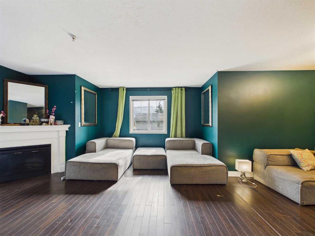 Picture for 112, 3730 50 Avenue 