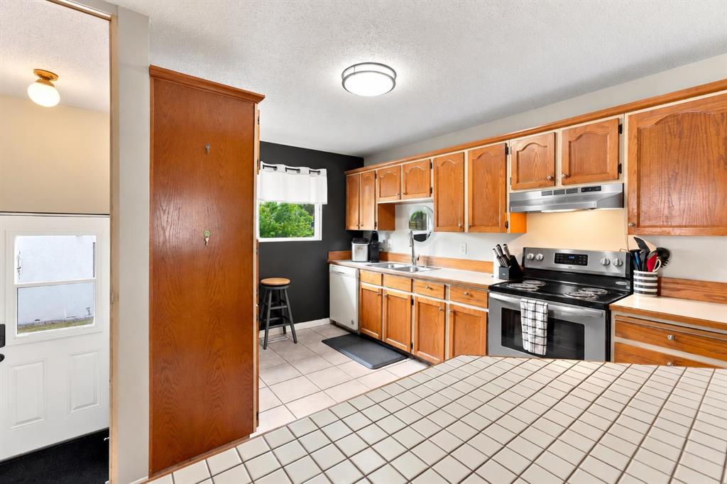 Picture for 12 Anders Street 
