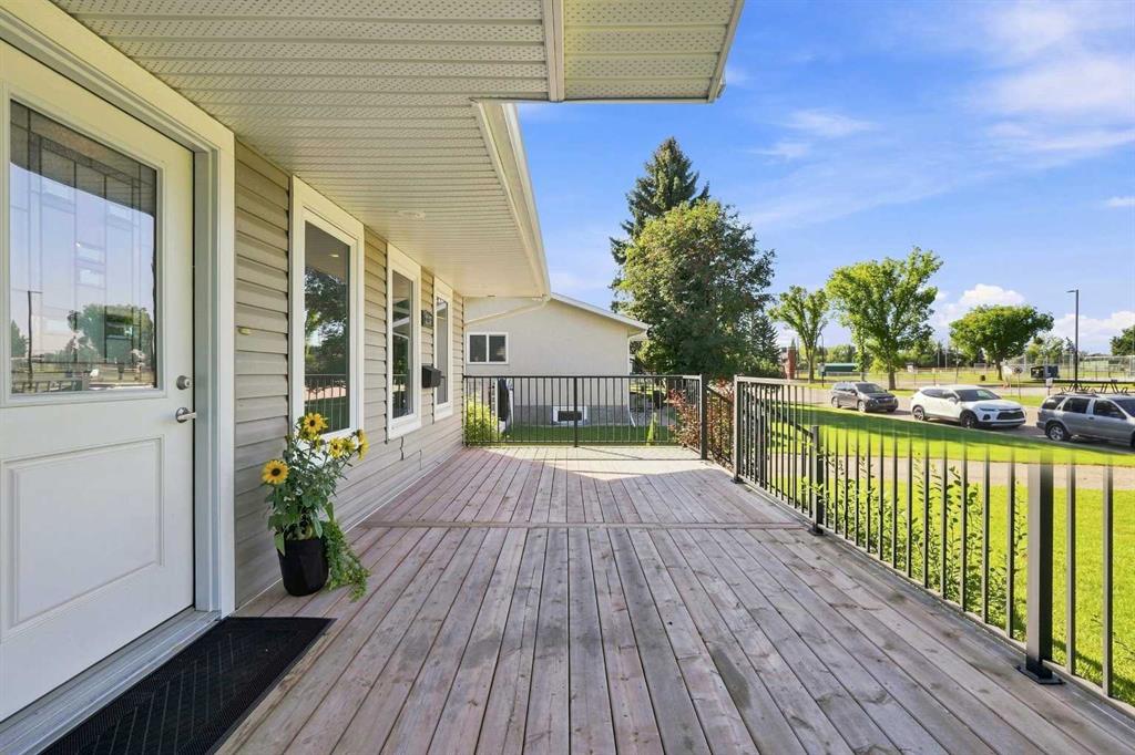 Picture for 3237 55 Avenue 