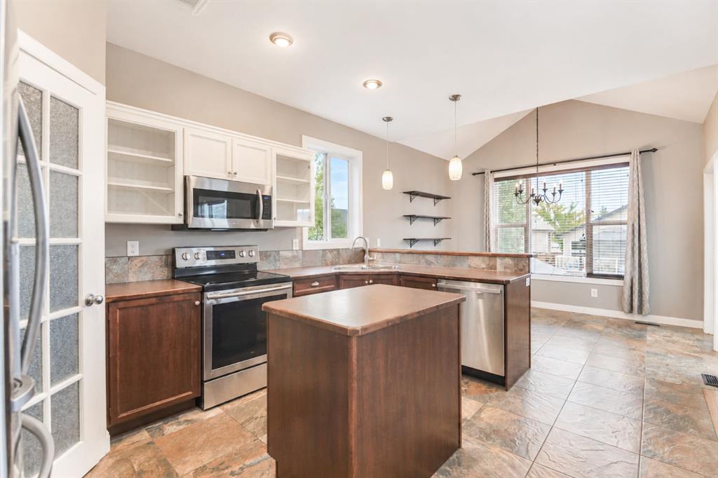 Picture for 123 Wiley Crescent 