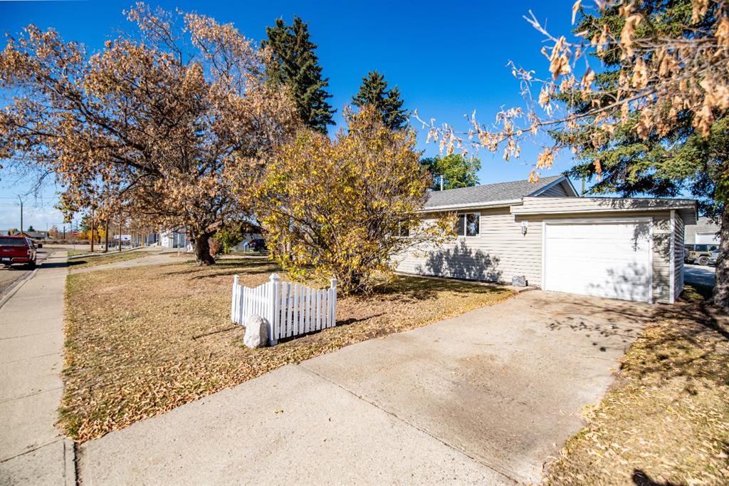 Picture for 4908 Moore Street 