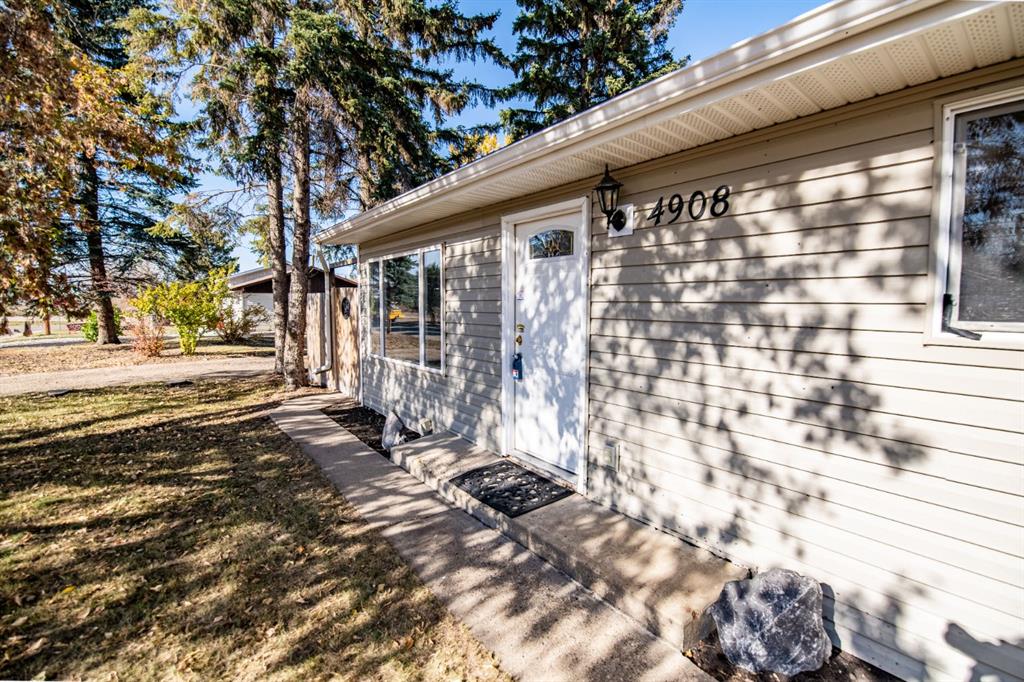 Picture for 4908 Moore Street 
