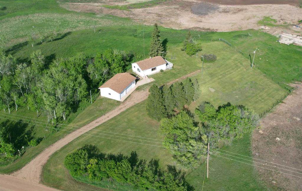Picture for 39061 Range Road 220  