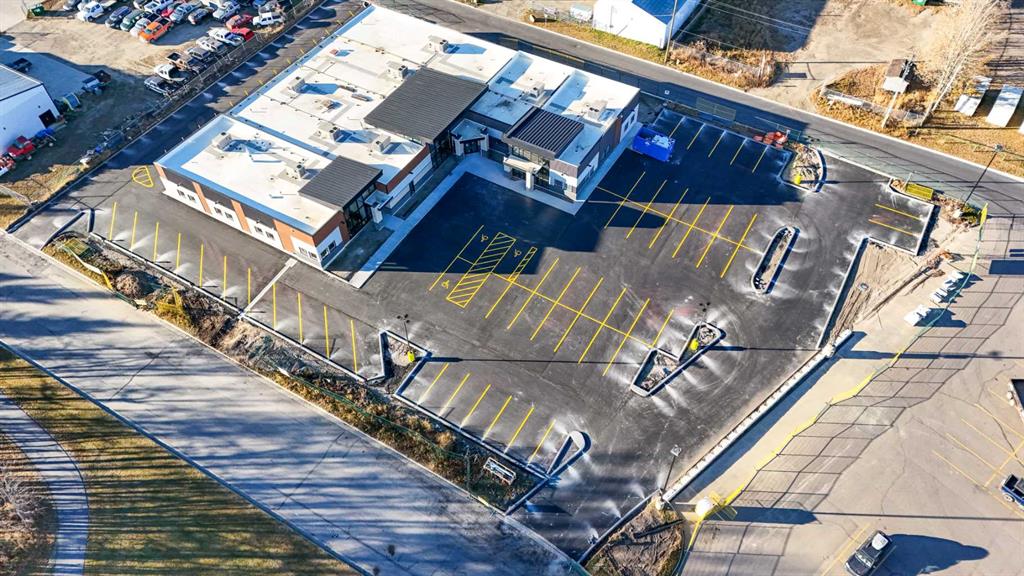 Picture for Unit 4, 5020 44 Street 