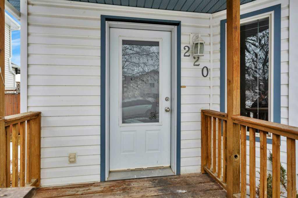Picture for 220 Deschner Close 