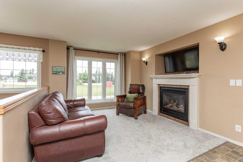 Picture for 74 Pine Crescent 