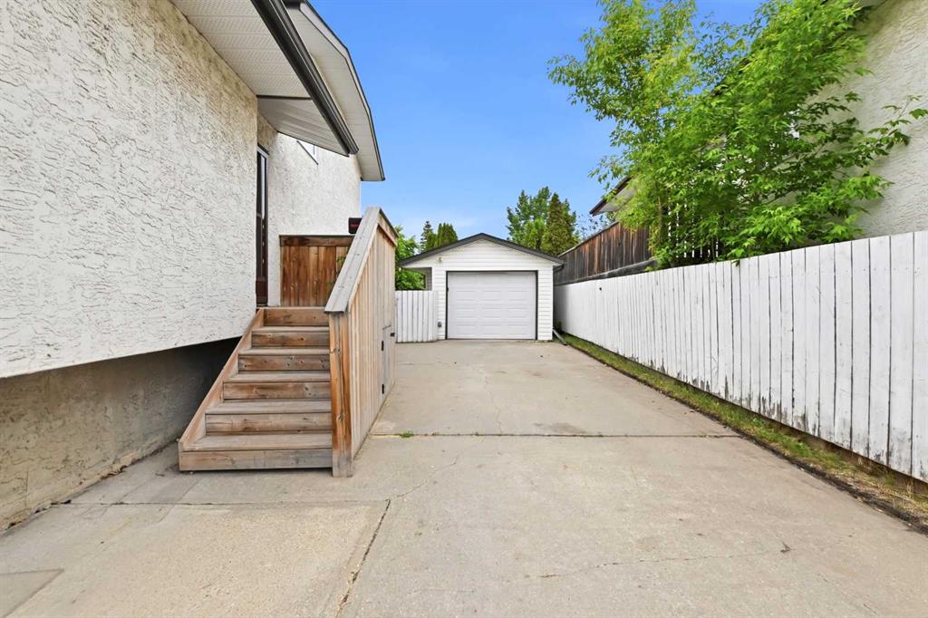 Picture for 10 Opal Close 