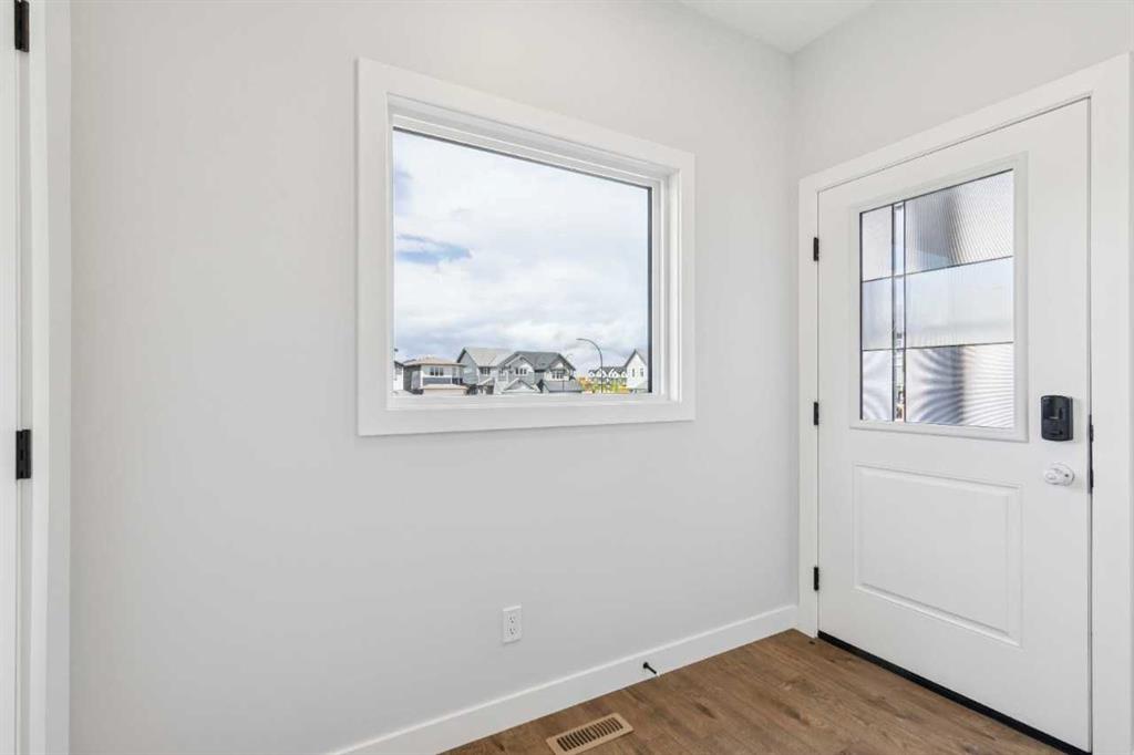 Picture for 35 Creekside Rise SW