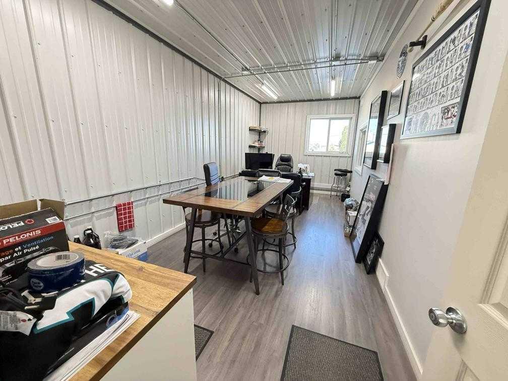 Picture for 2, 9 Sylvaire Close 