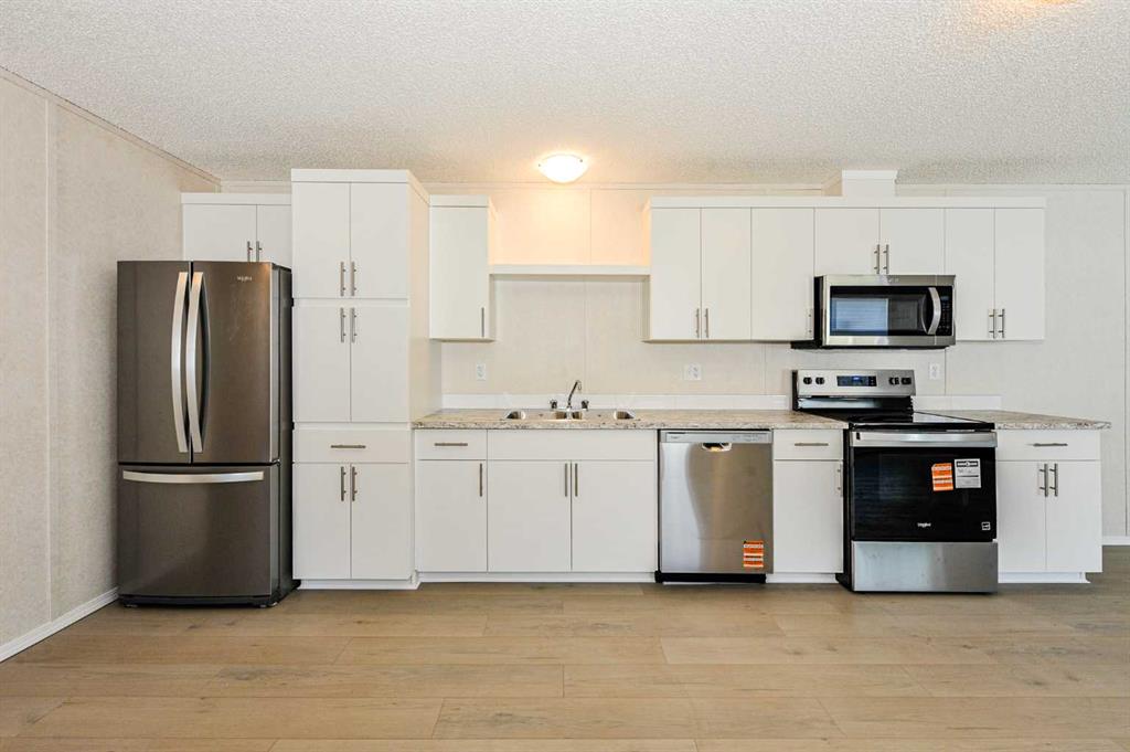 Picture for #77, 4802 54 Avenue 