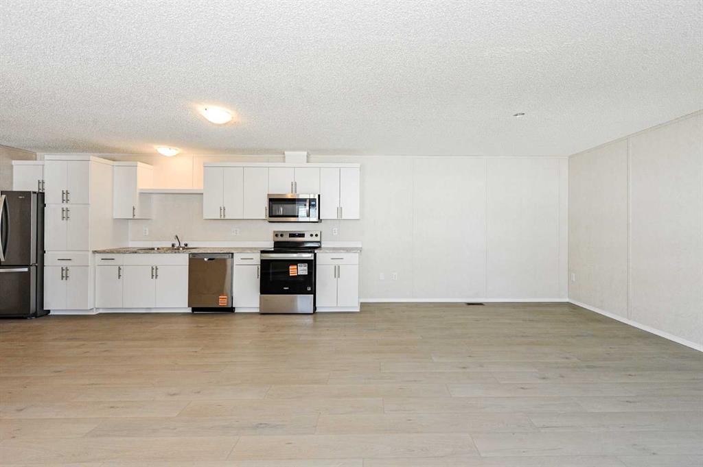 Picture for #77, 4802 54 Avenue 
