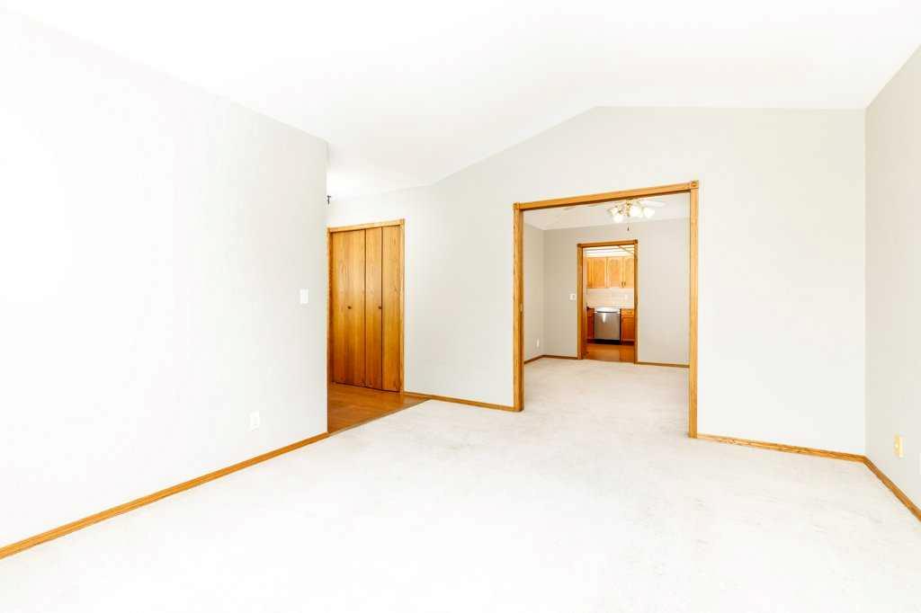 Picture for 6 Densmore Crescent 