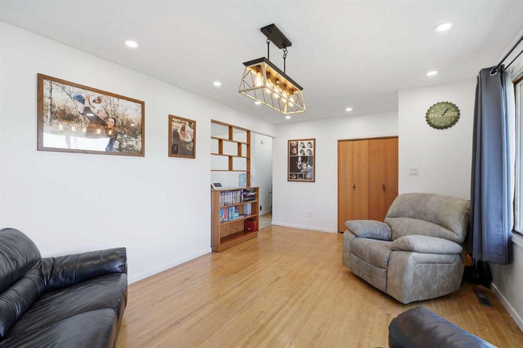 Picture for 22 Fir Street 