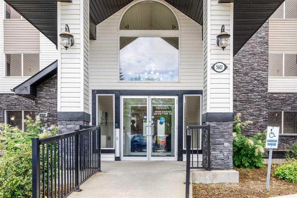 Picture for 303, 5601 KERRY WOOD Drive 