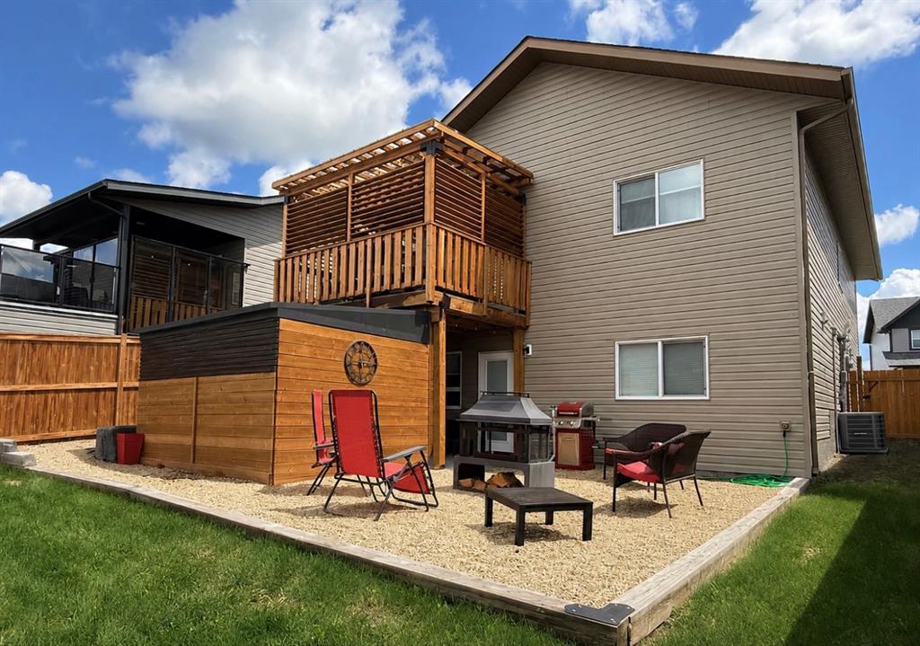 Picture for 58 Village Crescent 
