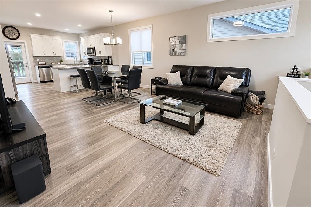 Picture for 58 Village Crescent 