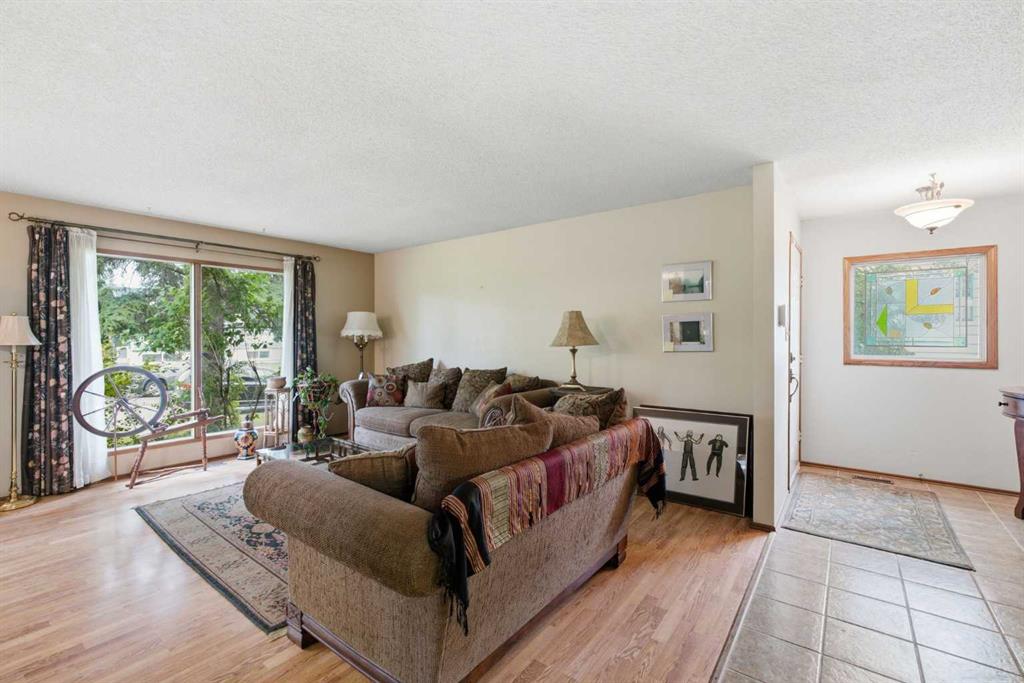 Picture for 7 Glenport Road E