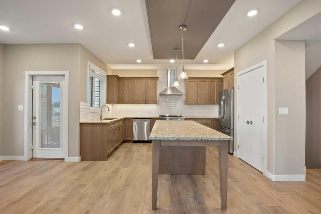 Picture for 26 Tagish Avenue 