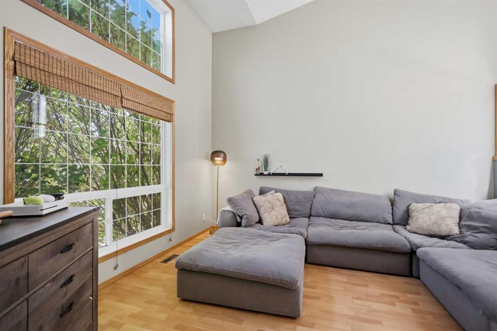 Picture for 10 Ladwig Close 