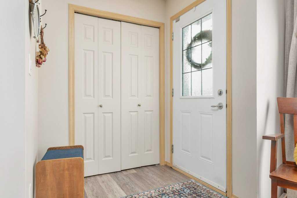 Picture for 22, 33 Jennings Crescent 