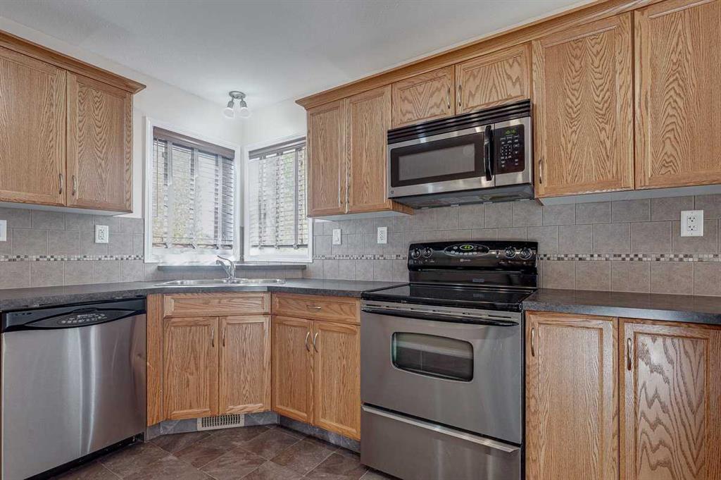 Picture for 48 Vanson Close 