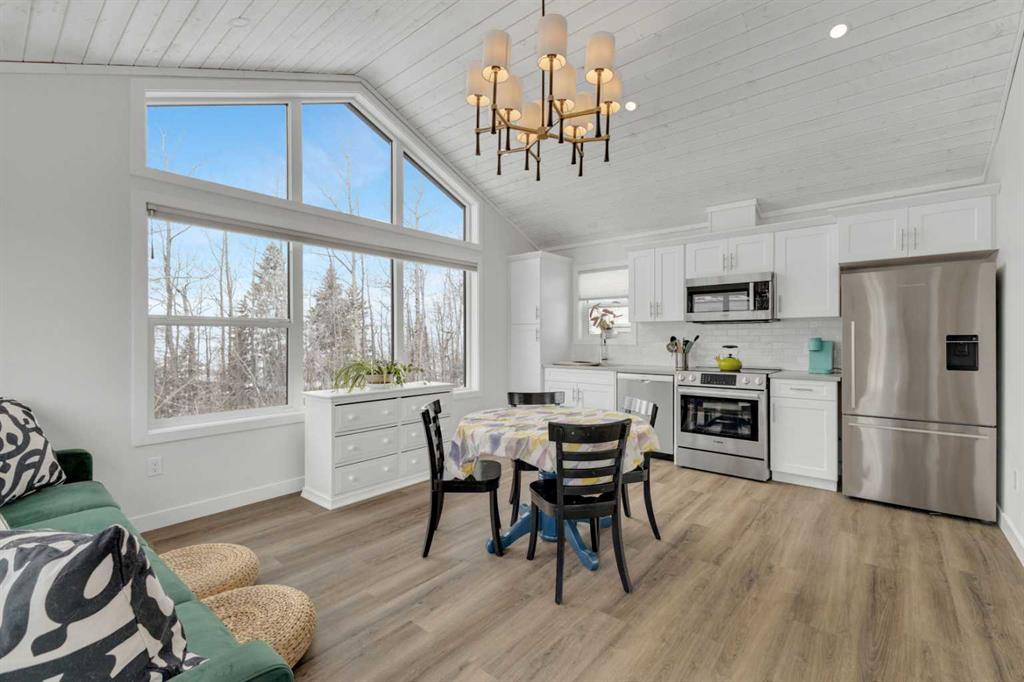 Picture for 111, 41310 Range Road 282  